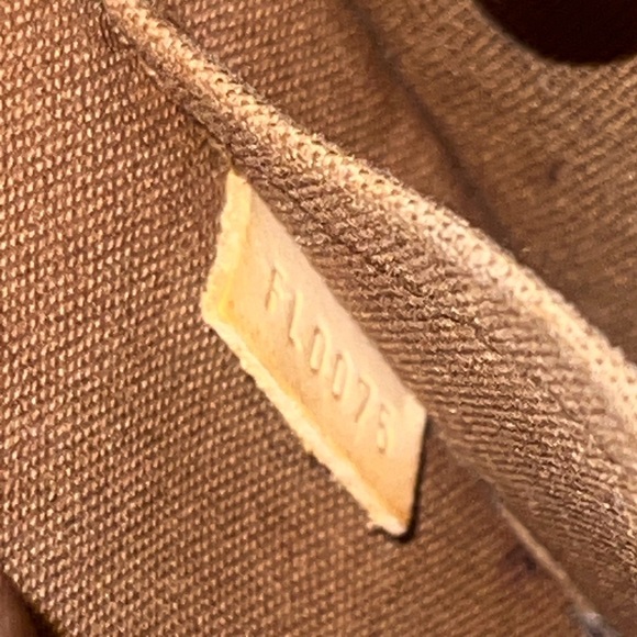 Louis Vuitton Bag, Authentic, Medium sized - Picture 5 of 5